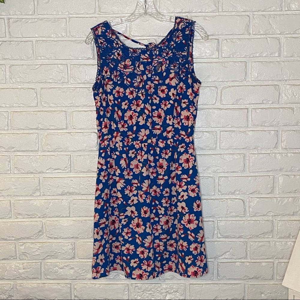 Market & Spruce Dress